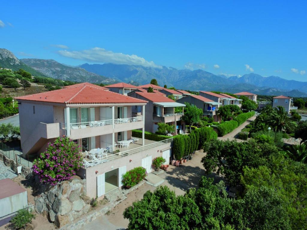 Residence Arinella Люмио Екстериор снимка