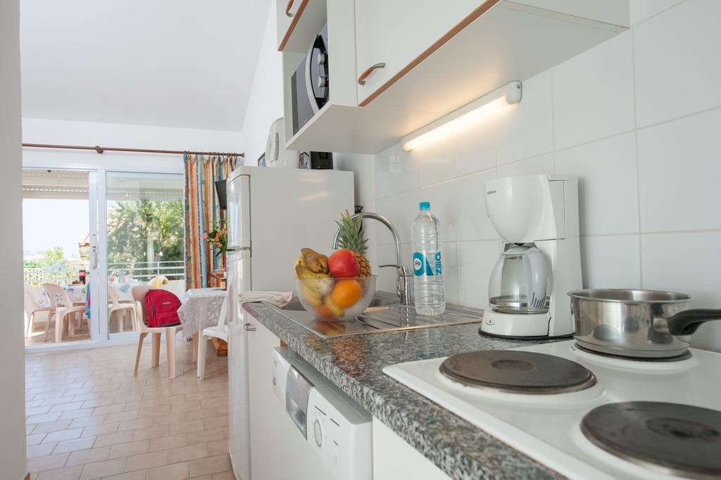 Residence Arinella Люмио Екстериор снимка
