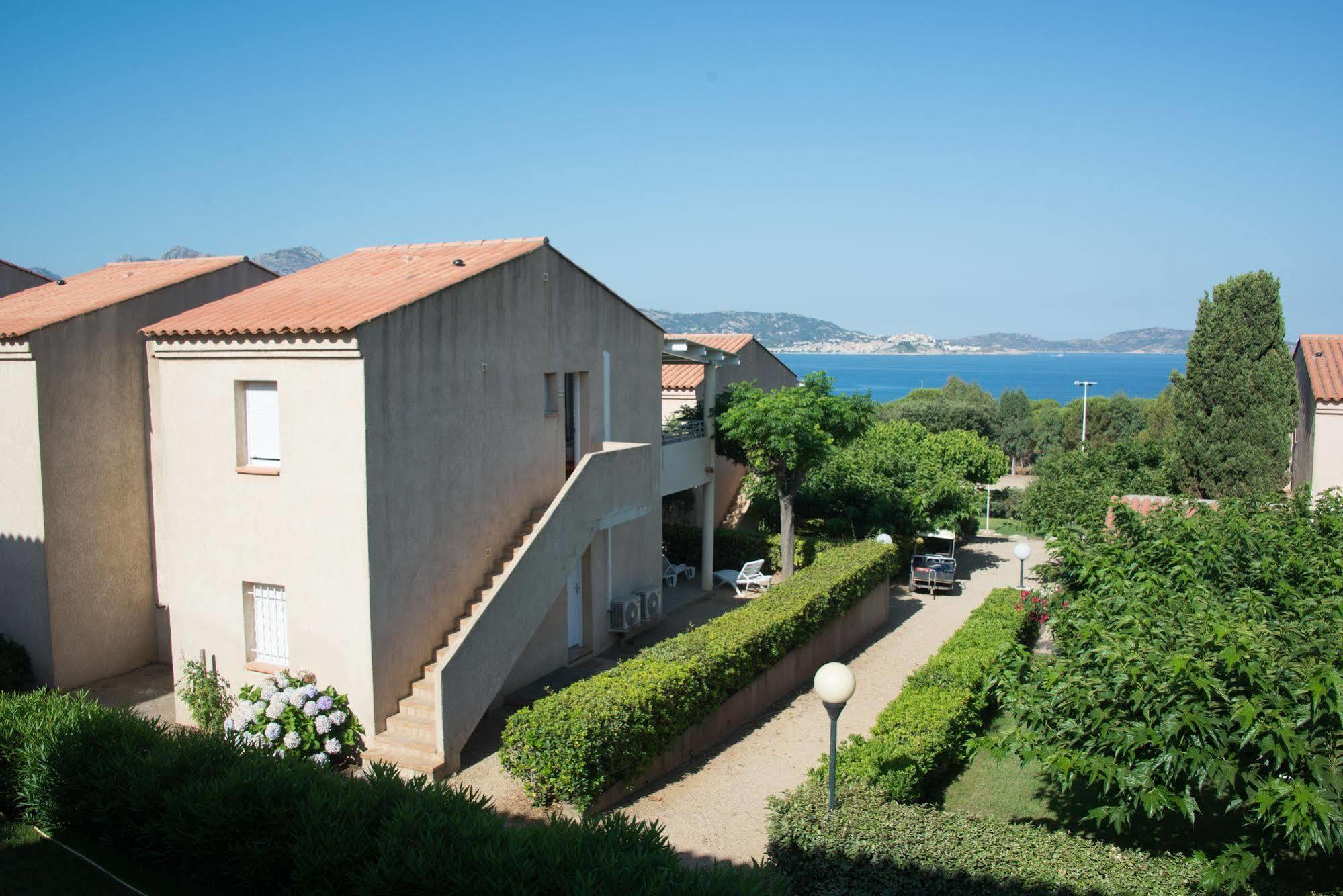 Residence Arinella Люмио Екстериор снимка